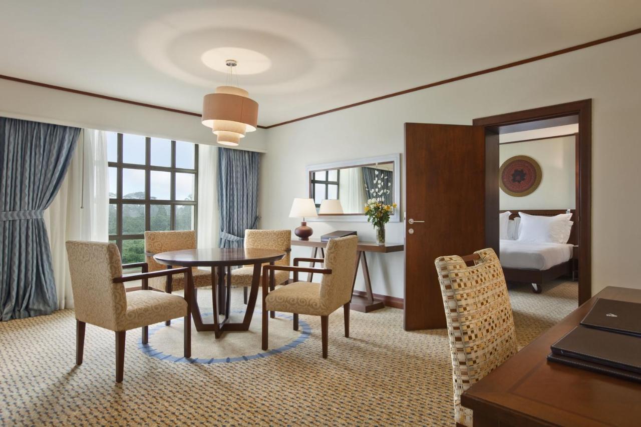 Bisila Palace Malabo Екстер'єр фото