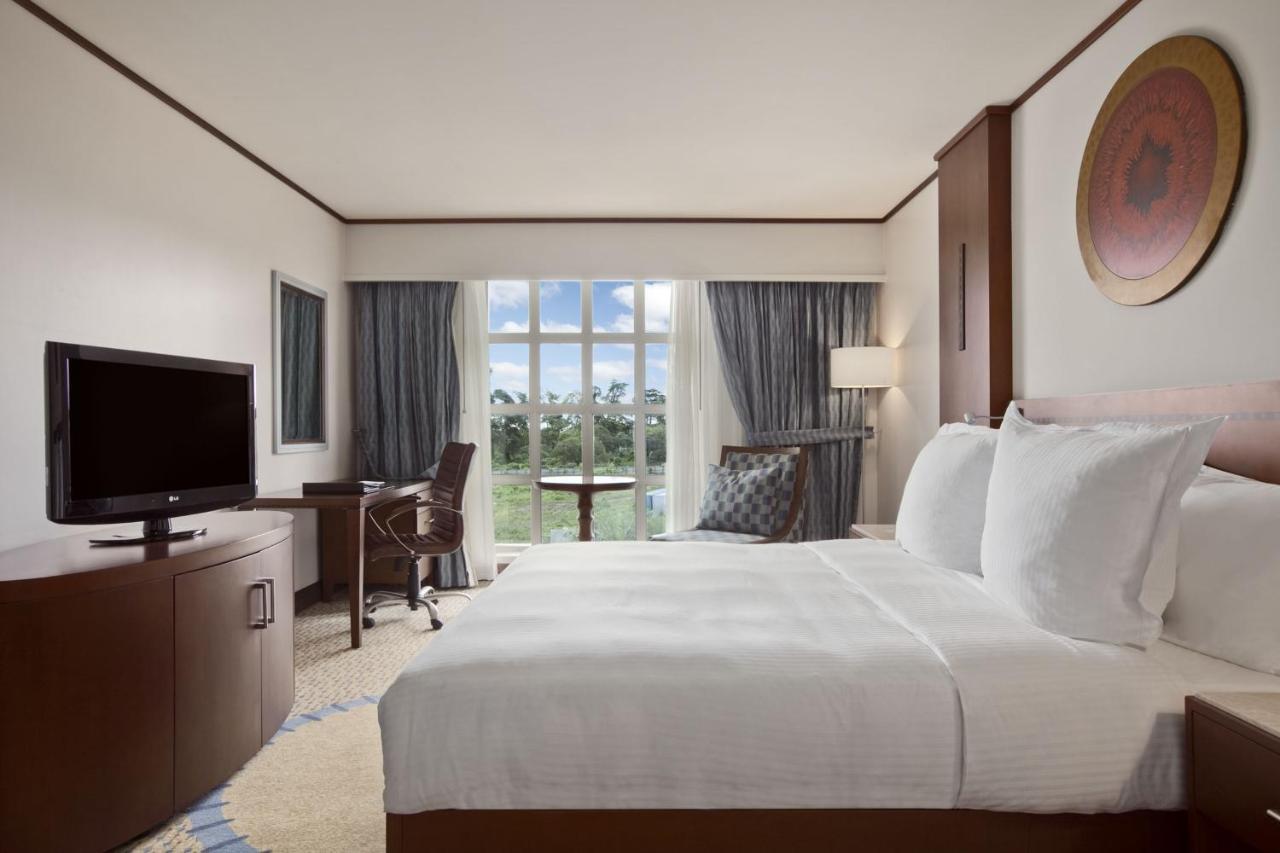 Bisila Palace Malabo Екстер'єр фото